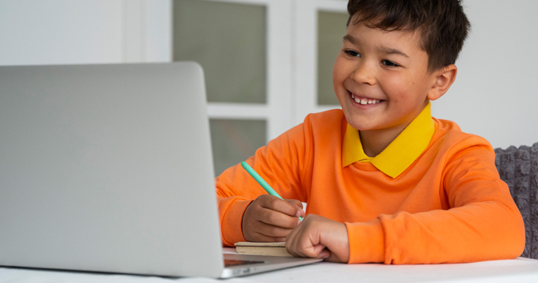 CONSEJOS PARA SEGURIDAD EN LÍNEA DE MENORES